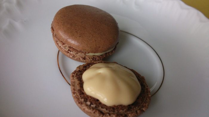 Печенье &amp;quot;Макарон&amp;quot; с карамельно-шоколадным кремом