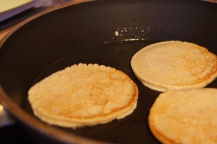 Гречневые мини-блины с грибами