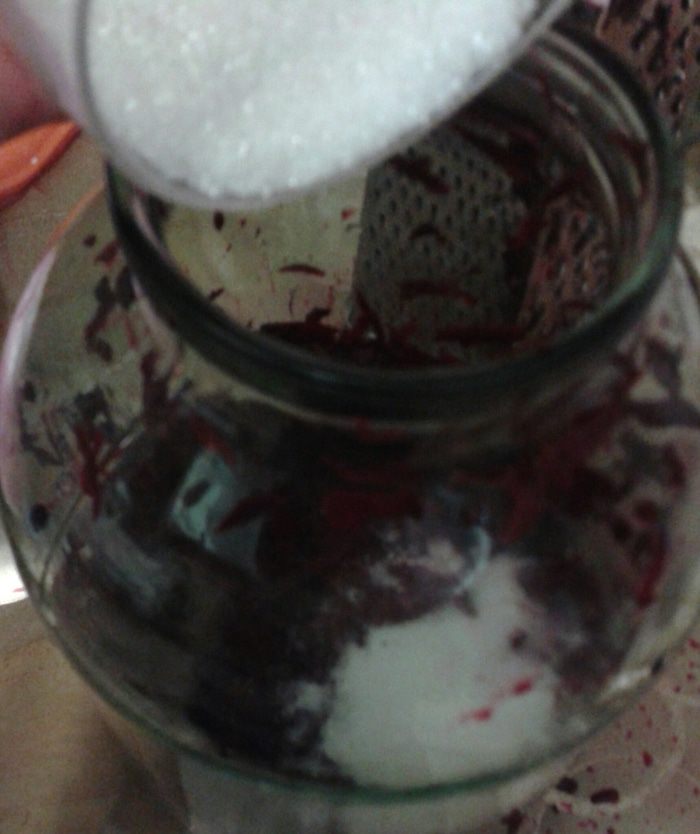 Холодный суп на свекольном квасе