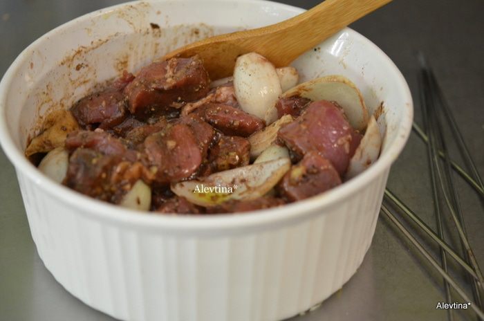 Свиной шашлык на вине