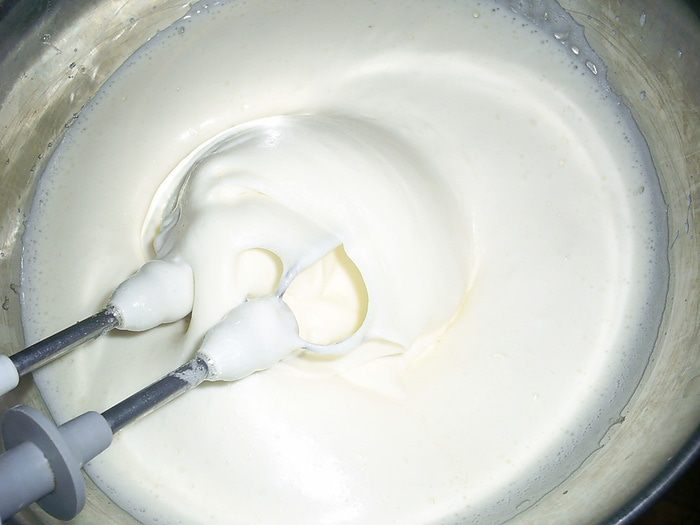 Медово-ореховый бисквит