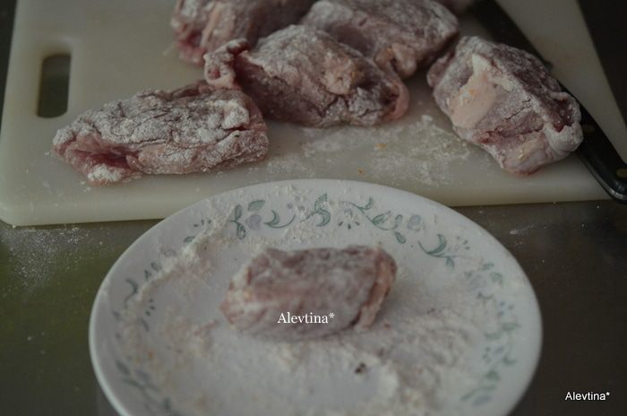 Свиные медальоны с мармеладным джемом