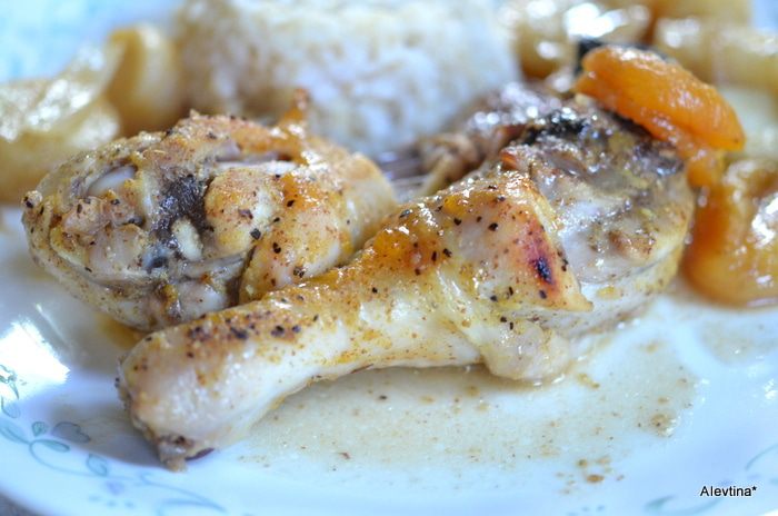 Курица с сухофруктами 