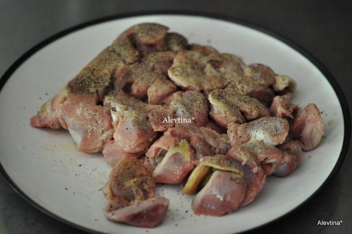 Салат с куриными желудками