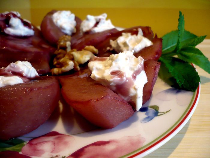 Десерт &amp;quot;Груша в вине, фаршированная грецким орехом и маскарпоне&amp;quot;