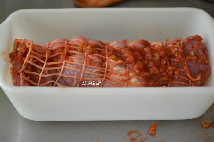 Cвиная вырезка с сальсой