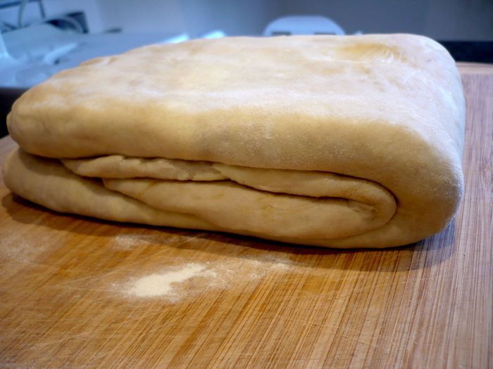 Похлебка с семгой и шпинатом под домашним слоеным тестом &amp;quot;Очарована, околдована&amp;quot;