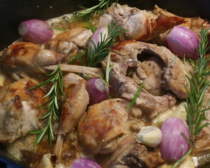 Кролик с розмарином