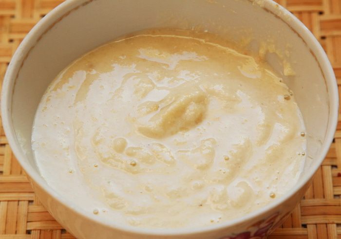 Легкий салат под заправкой из кешью