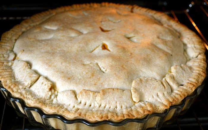 Персиковый пай с ванилью (Vanilla Bean Peach Pie)