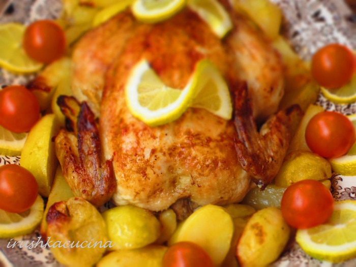 Курица, фаршированная лимонами