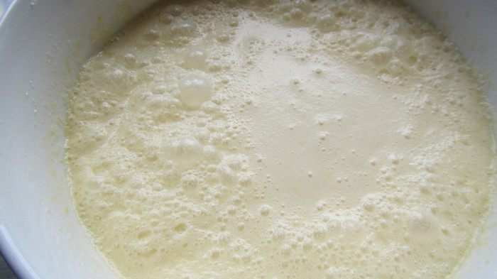 Маффины с абрикосами, орехами пекан и коричной помадкой