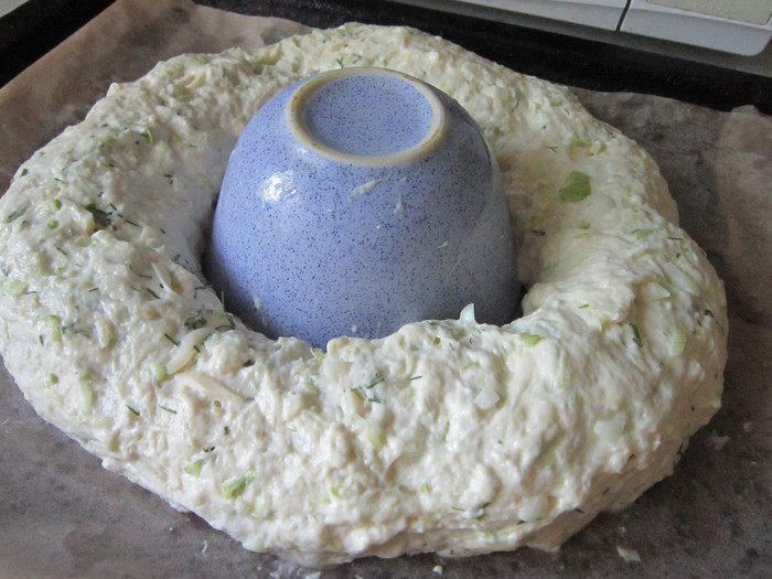 Хлеб из кабачка с сыром и зеленью