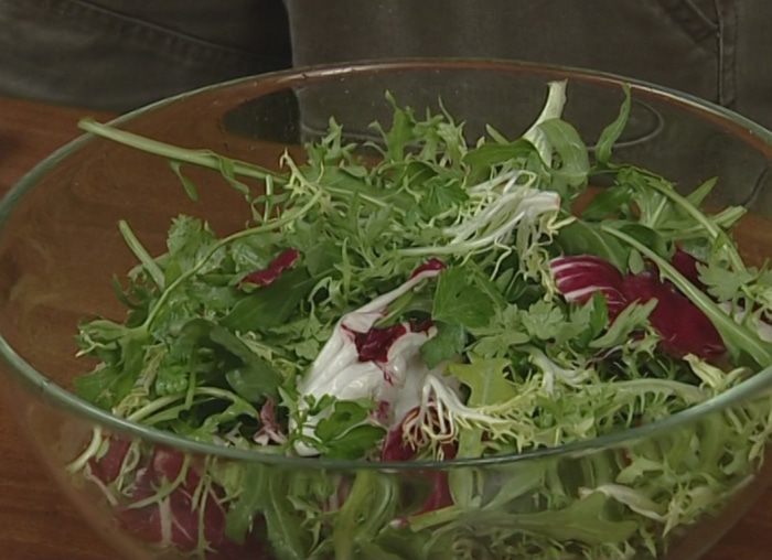 Салат из сельди и свеклы с апельсиновой заправкой 