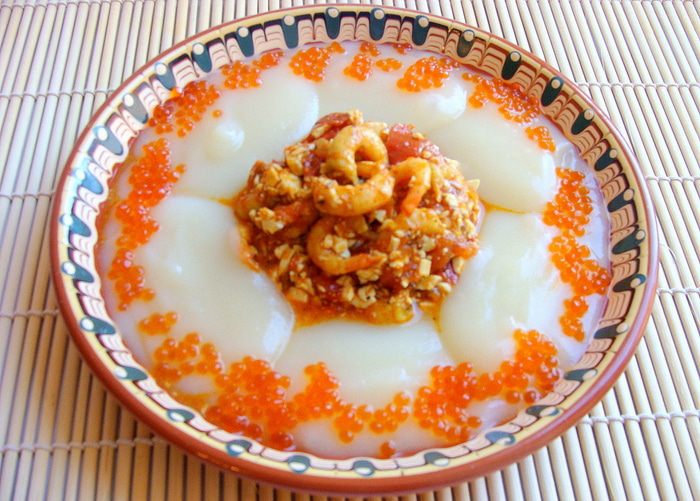 Азу из креветок с тофу и пикантным гарниром