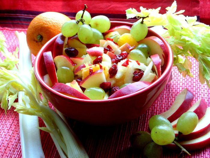 Пикантный фруктово-ягодный салат (для Сабины)