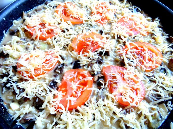 Фриттата из баклажанов с грибами