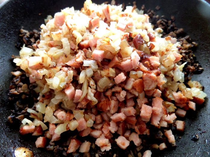 Сливочный жульен с ветчиной и грибами