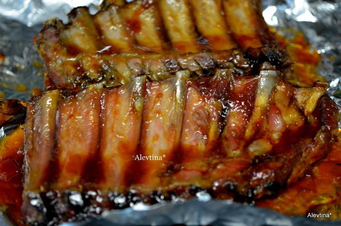Свиные ребрышки в медовой глазури