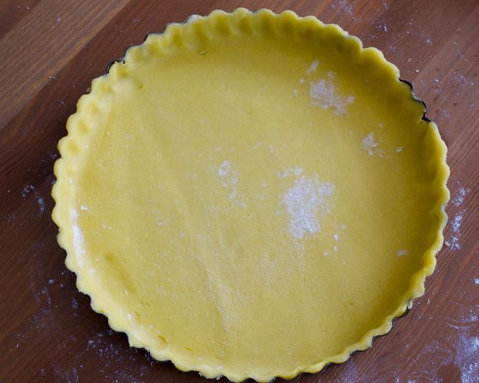 Тарт с клубничным курдом 