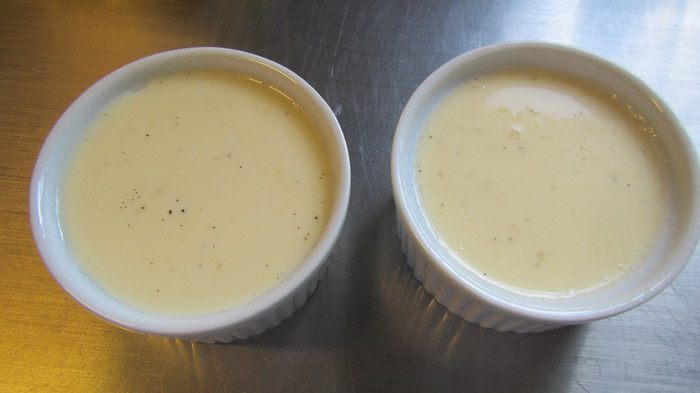 Панна котта с малиновым кули