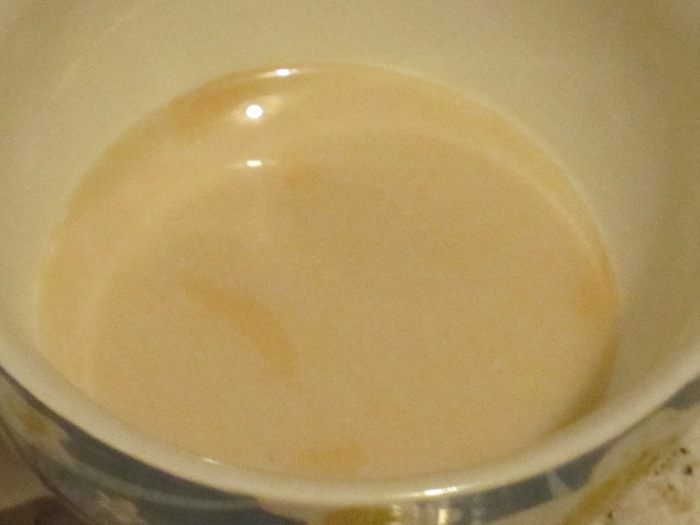 Мини-бриоши с творожно-черничным кремом