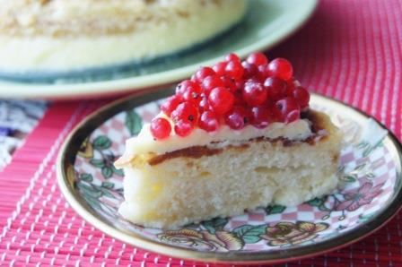 Чизкейк с белым шоколадом на миндально-кокосовой основе