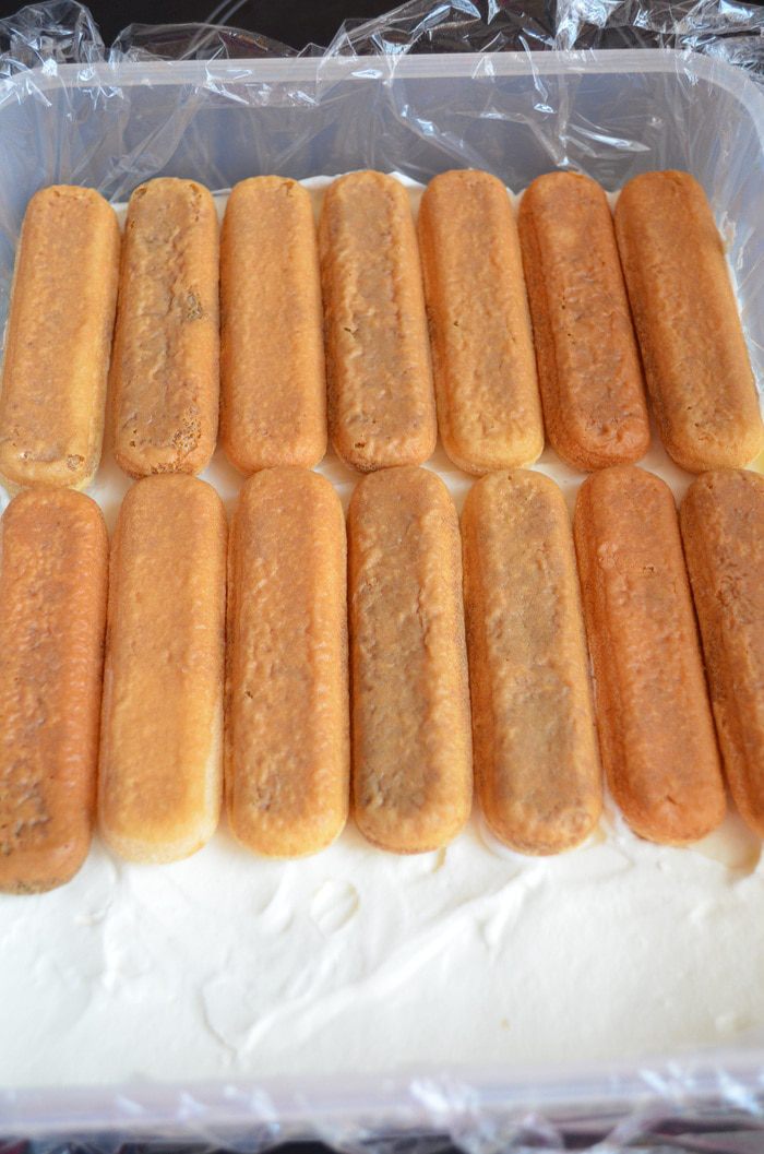 Тирамису с творожным кремом и миндальным печеньем