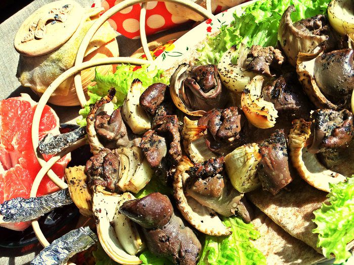 Шашлык из печенки с луком и фенхелем