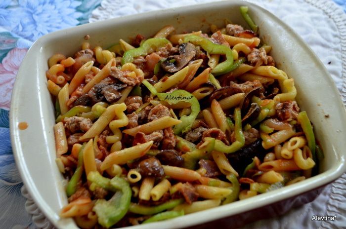 Пицца из индюшатины с пастой