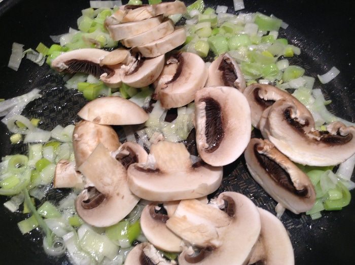 Теплый салат с нутом