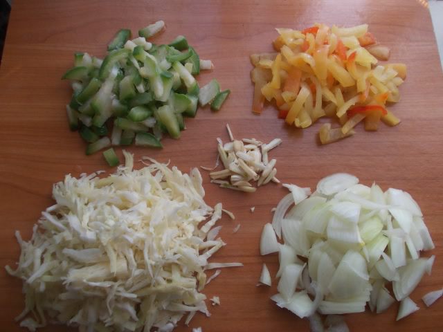 Свинина, тушенная с овощами