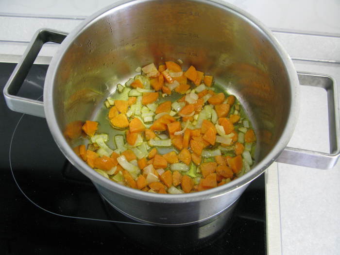 Свекольный суп-пюре