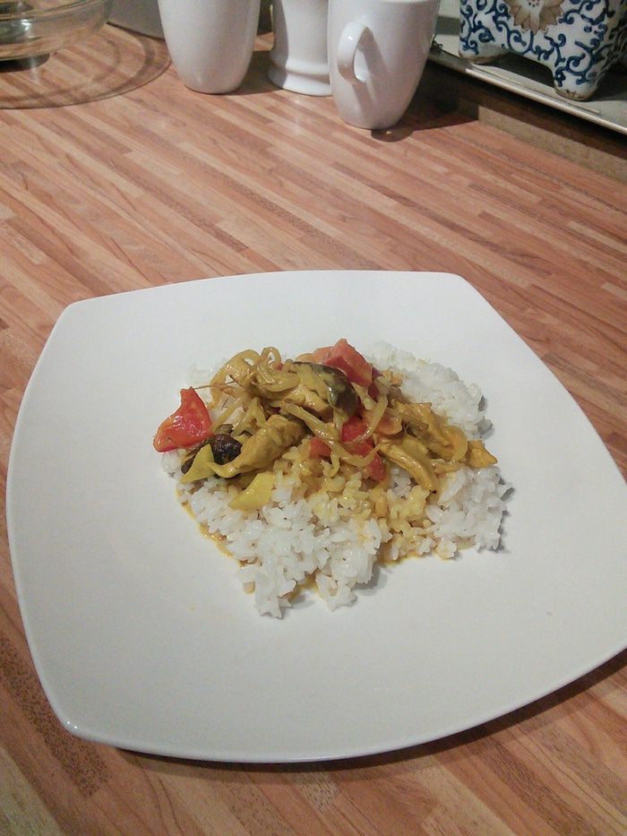 Курица карри с овощами 