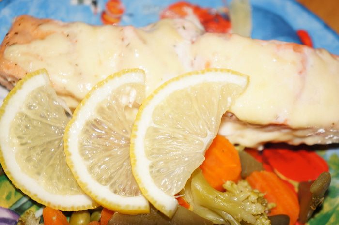 Семга, запеченная  в кефире 