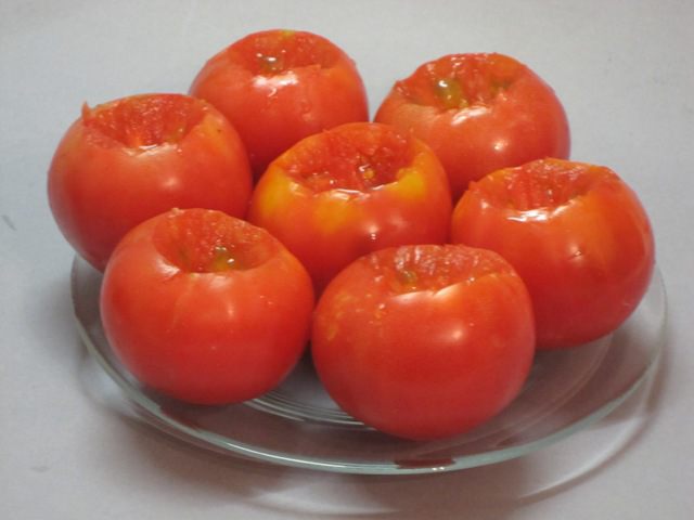 Малосольные помидоры с чесноком