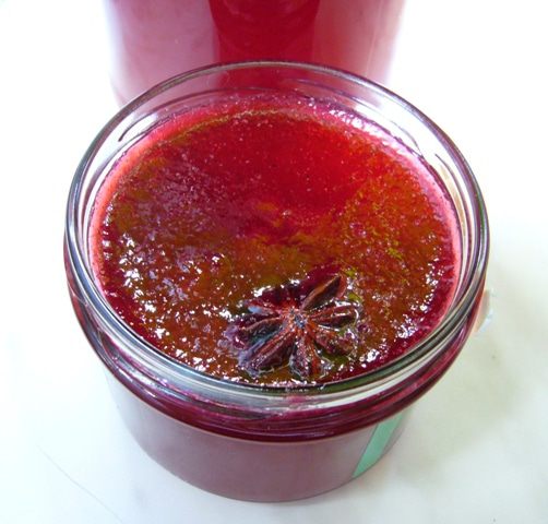 Желе из красной смородины с водкой