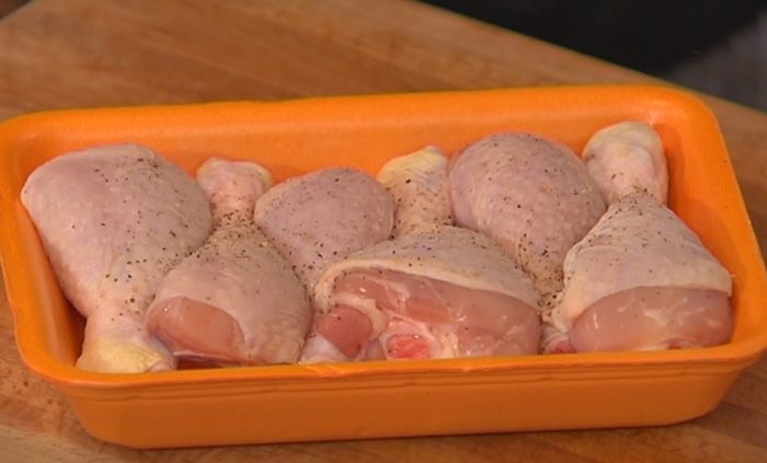 Весенняя паэлья с курицей и молодыми овощами