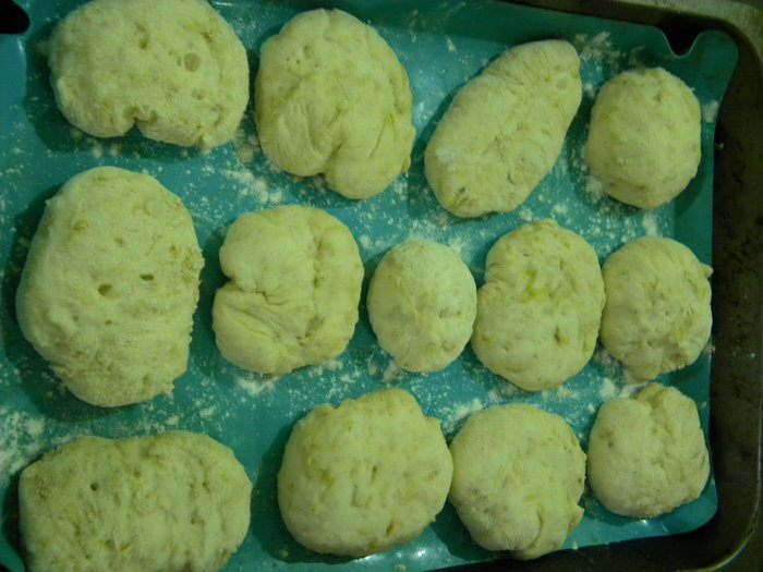 Капустные булочки с прованским маслом