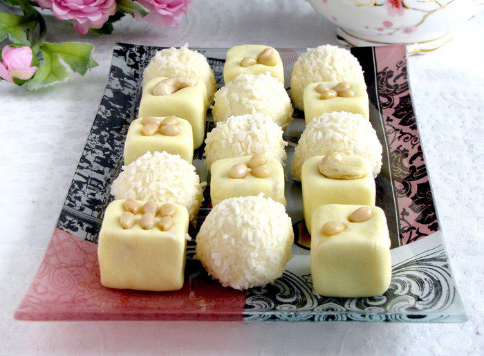 Конфеты &amp;quot;Барфи с кешью и кедровыми орешками&amp;quot;