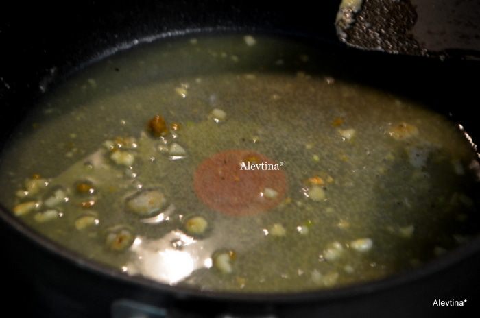 Тилапия с лимонно-чесночным соусом