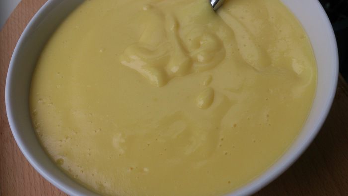 Блинчики с клубникой и заварным кремом