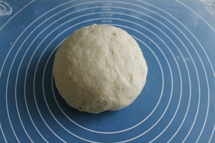 Булка с грецкими орехами