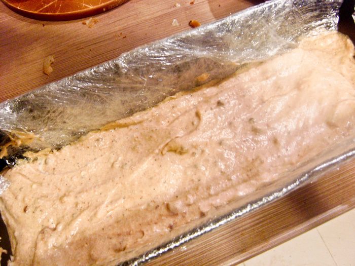 Семифреддо с фундучным пралине и карамелью 