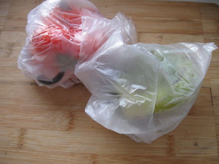 Запеченный перец, фаршированный тунцом     