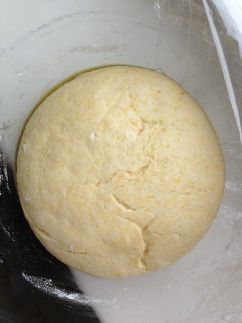 Пицца по-чикагски в глубокой форме (Chicago-style deep-dish pizza)