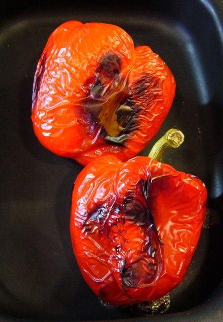 Фасоль с печеным перцем