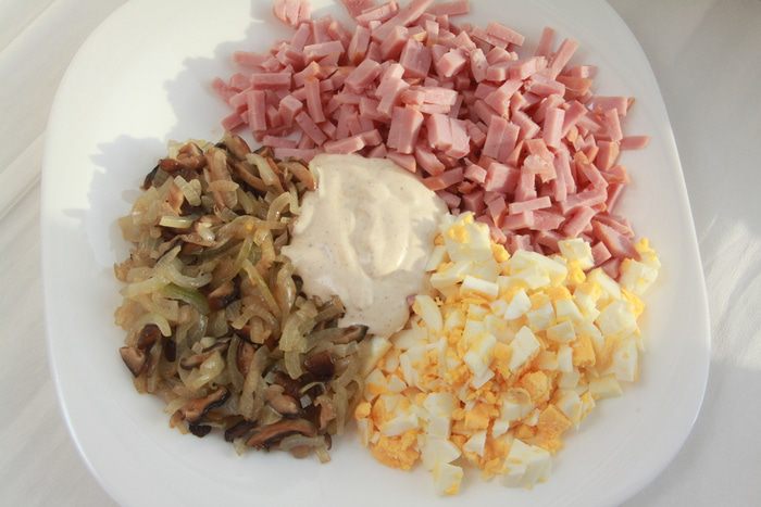 Круассаны с ветчиной