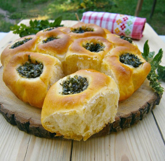 Булочки с пряным сливочным маслом