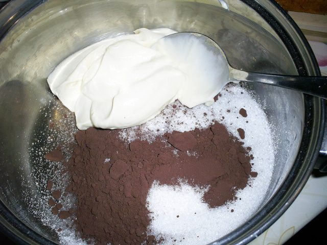 Морковный пирог в шоколадной глазури